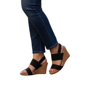 EUC Aerosoles Women's Cork Wedge Sandals with‎ Black Elastic Straps 9B